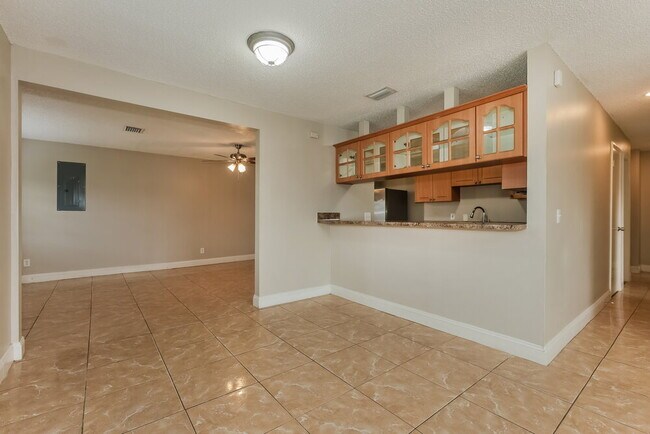 Photo - 6624 N Cameron Ave