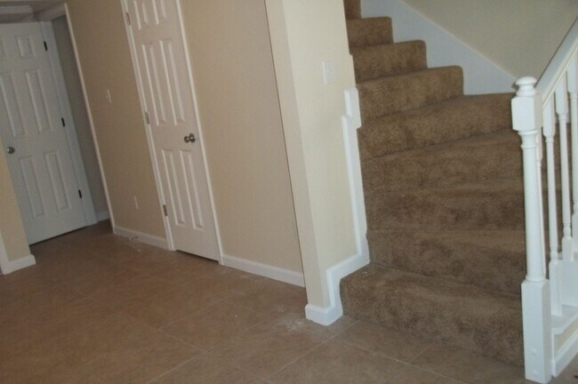 Photo - 2438 Ramblewood Ct Unit 2438-A