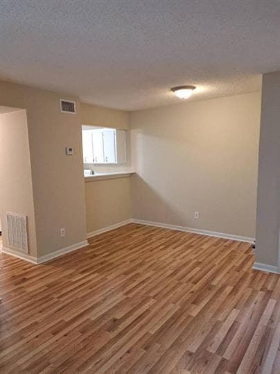 Photo - 872 Deerwood Ln Unit 880