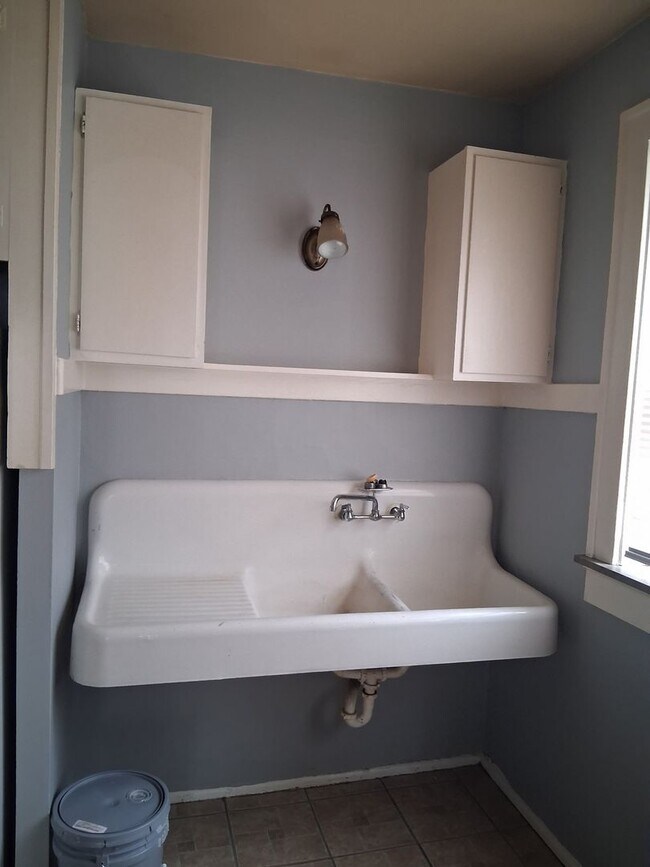 Photo - Welcome to 5028A Mardel in St. Louis, MO! Unit 5028 Mardel 2nd Fl