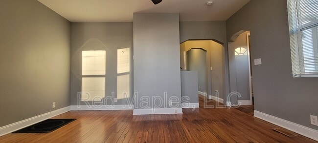Photo - 5102 Wicklow Pl