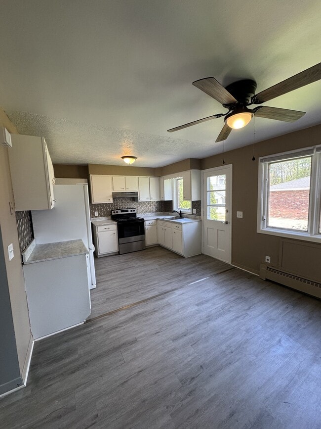 Photo - 3736 Woodford Ave NW Unit 3738