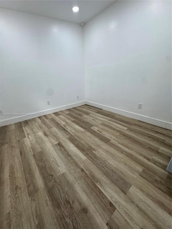 Photo - 4341 NE 18th Ave Unit Studio