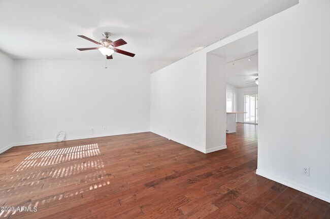 Photo - 313 S Ocean Dr
