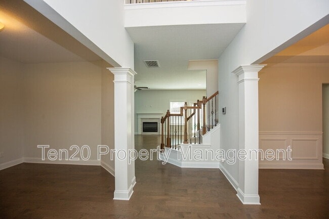 Photo - 7794 Garrett Rd