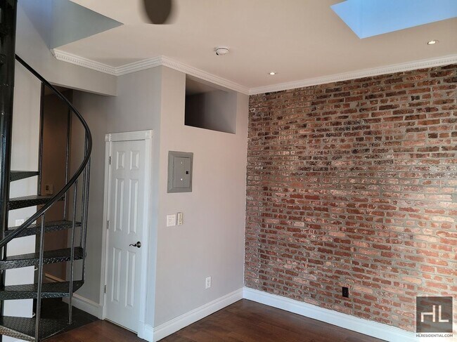 Photo - East 3rd Street Unidad 5A