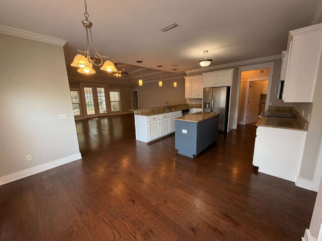 Photo - Available now FOR RENT in Dothan, AL!!