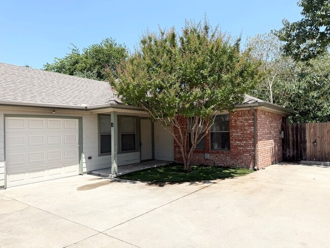 Building Photo - 129 Stewart Bend Ct Unit B Rental