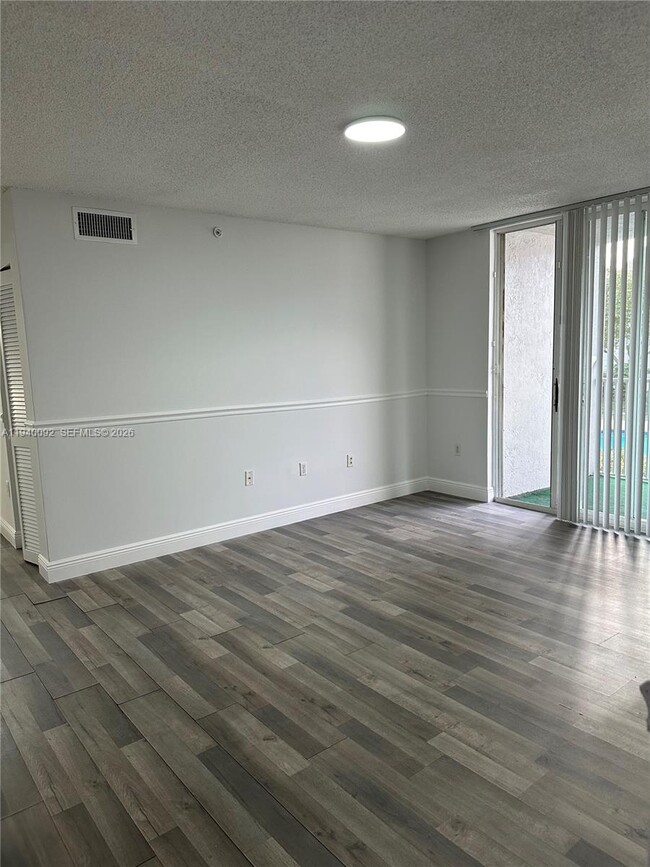 Photo - 620 SW 111th Ave Unit 206