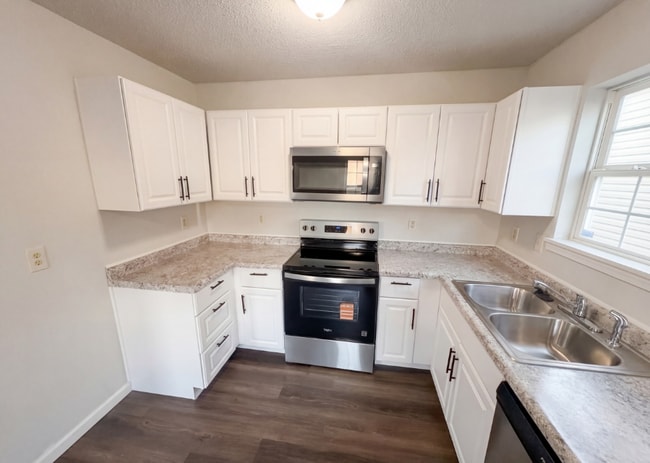 Photo - 6654 Hazelhatch Dr