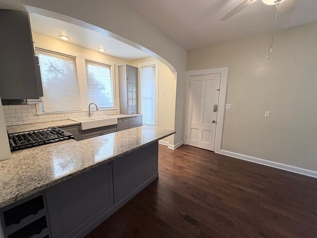 Photo - 82 School St Unit 1