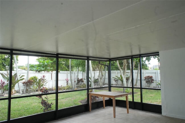 Photo - 4549 Baldric St