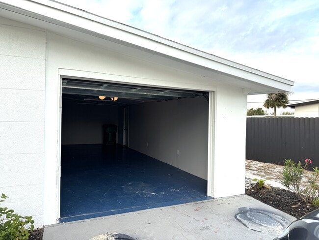 Photo - 3133 Normandy Dr