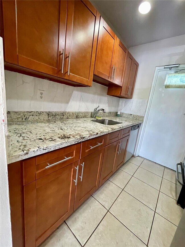 Photo - 10900 SW 104th St Unit 308