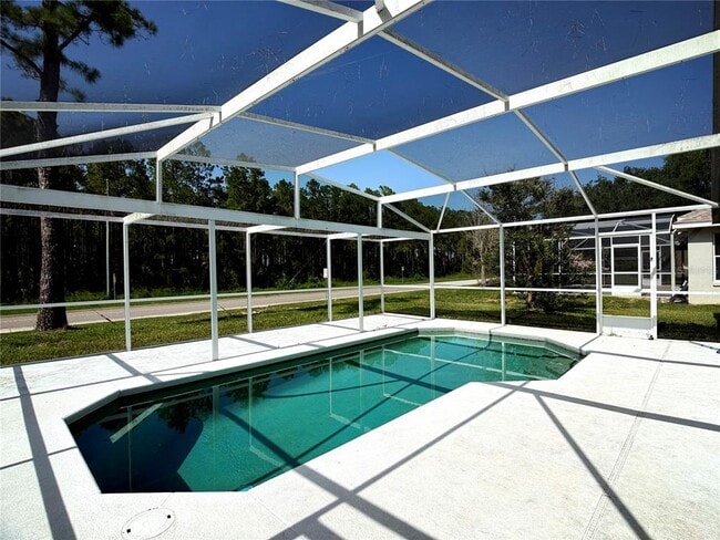 Photo - 526 Pine Cone Dr