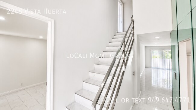 2248 Vista Huerta
