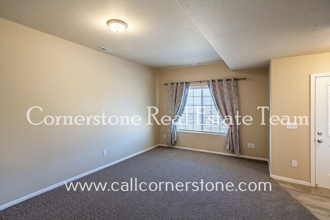 Photo - 1872 Springs Vista St