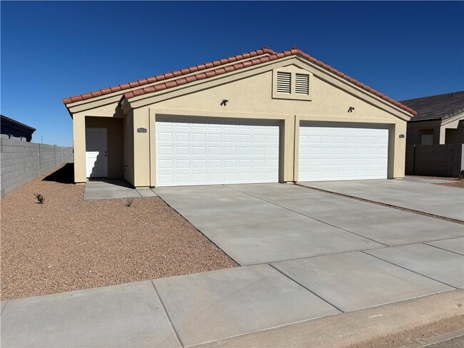 Photo - 2553 Sycamore Ave