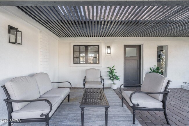 Photo - 7837 N 13th St