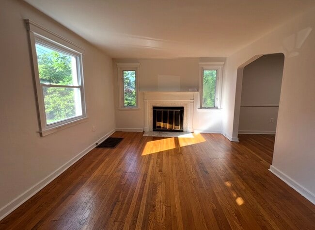 Photo - 5644 Valleyview Dr