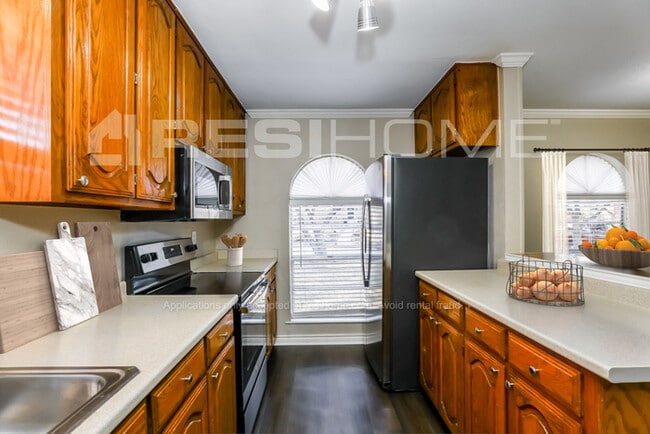 Photo - 2917 Rolling Hills Dr