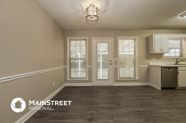 Photo - 2319 Centertree Dr