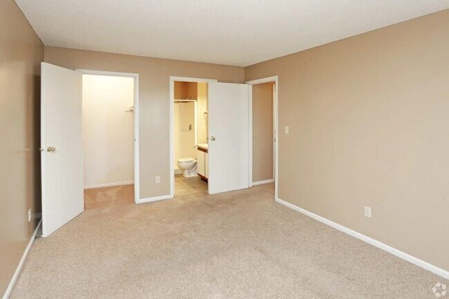 Photo - Parkview Apartments