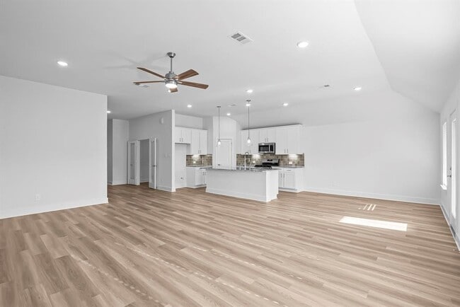 Photo - 562 Bluebell Maiden Ct