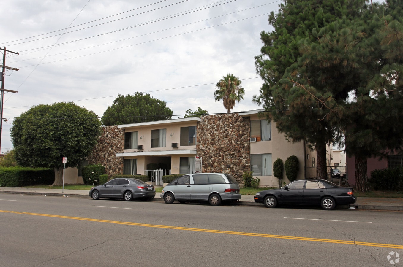 Photo - Saticoy West Apartments
