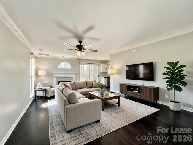 Photo - 4010 Suttle Pl