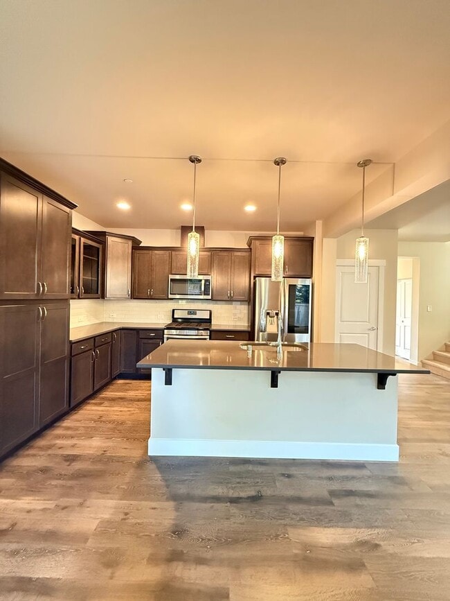 Photo - Modern 4 Bed, 3.5 Bath Lynnwood Home – Pri...