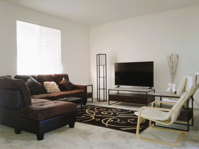 Photo - 2137 Lavender Ln House