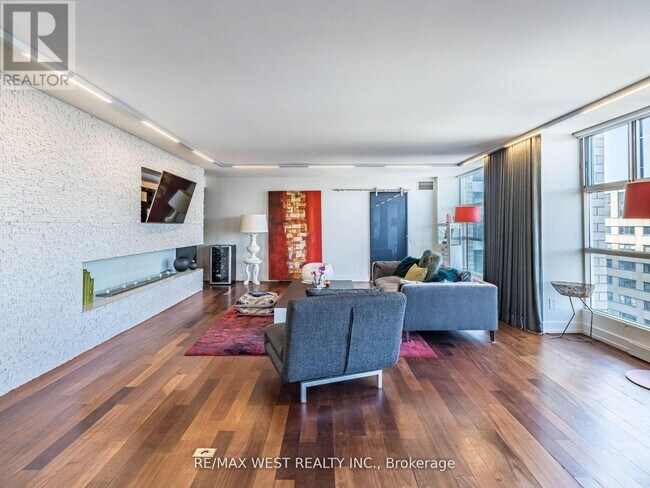 Photo - 409 Bloor St E Unit Ph2