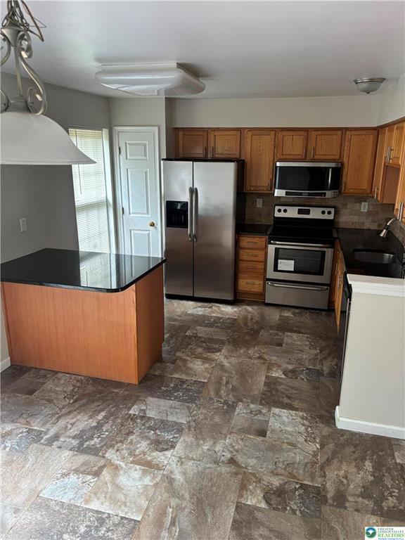 118 Knollwood Dr