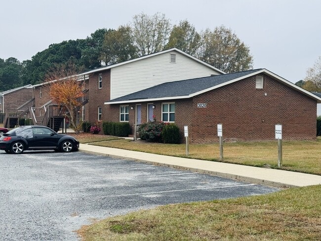 Photo - 3020 Adams Blvd