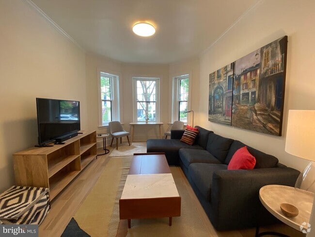 Building Photo - 3020 Dent Pl NW Unit 10W Rental