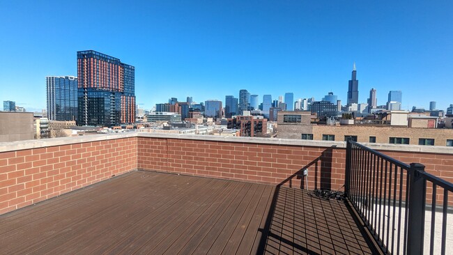 Photo - 1355 W Washington Blvd Unit 6B