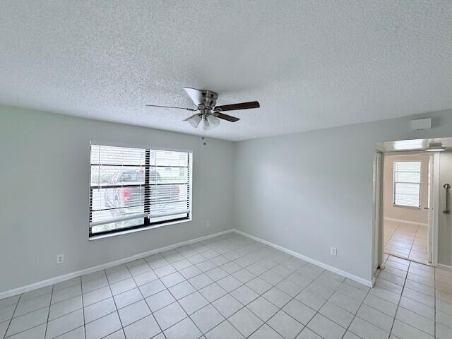 Photo - 5924 Longbow Ln Unidad 1