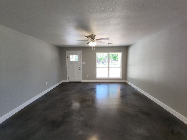 Photo - 1539-1539 N 2nd St Unidad 1539