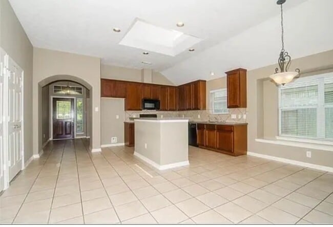 Photo - 9019 Morningstar Dr