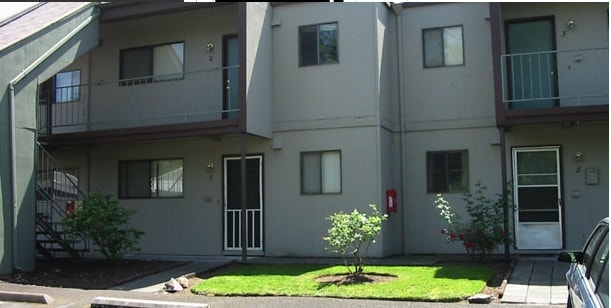 Evergreen East Apartments