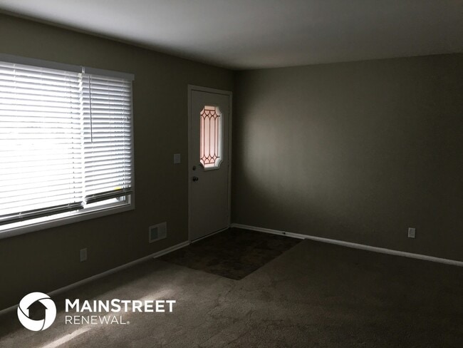 Photo - 2612 Springfield Dr