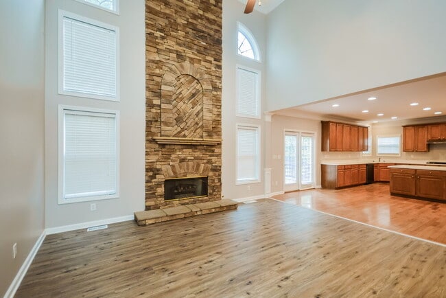Photo - 2408 Hyde Park Ct