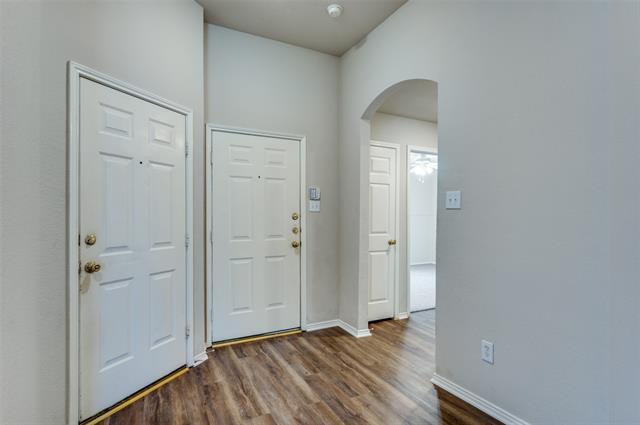 Photo - 5608 Seafield Ln