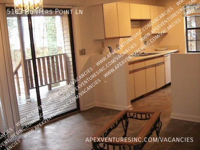 Photo - 5163 Hunters Point Ln