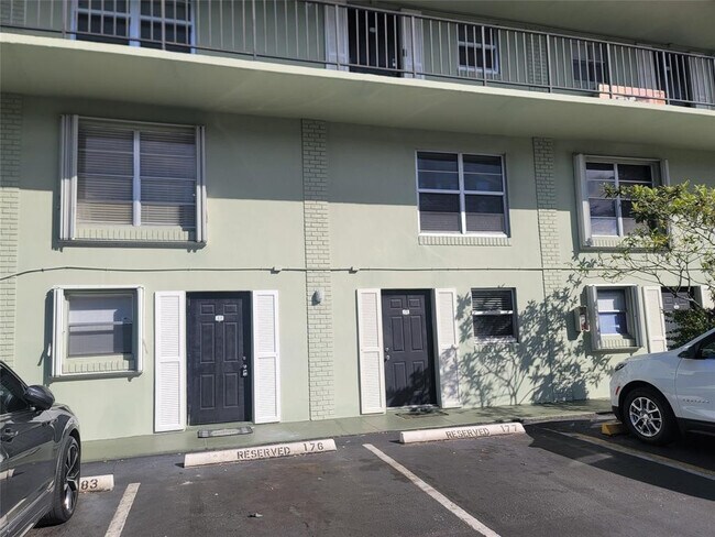 Photo - 805 W Oakland Park Blvd Unit E7