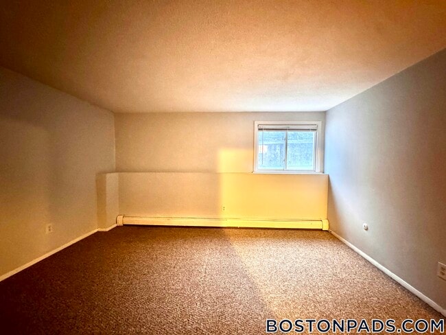 Photo - 715 N Main St Unidad 6