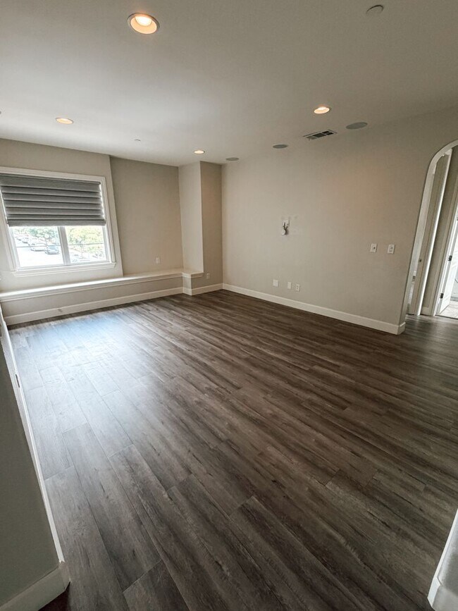 Photo - Lovely Home in San Ramon Available Now!