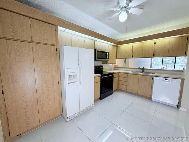 2621 Village Blvd Unit 206