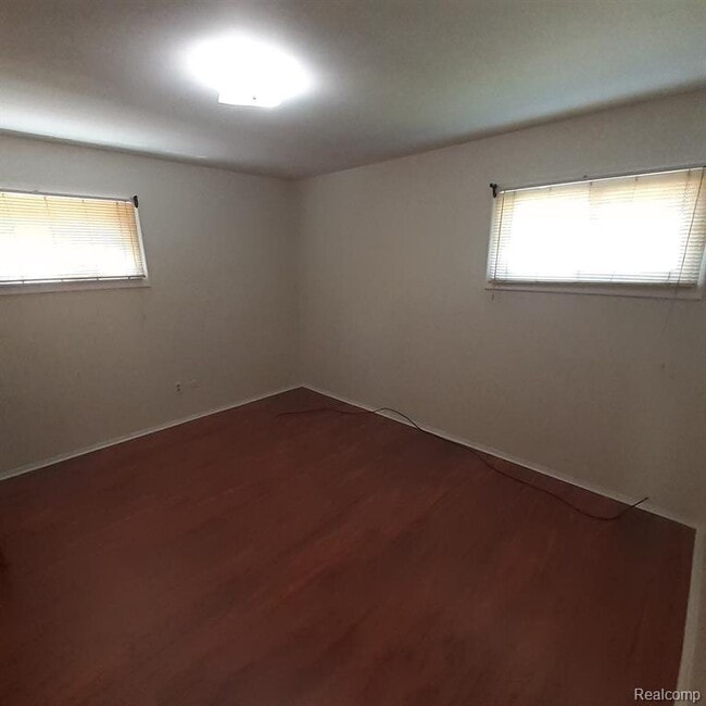 Photo - 4938 Roosevelt Blvd